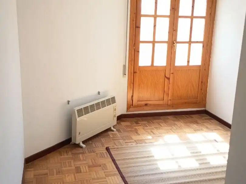 Wohnung zum Verkauf in Buñuel mit Heizung, Parkett und Terrasse