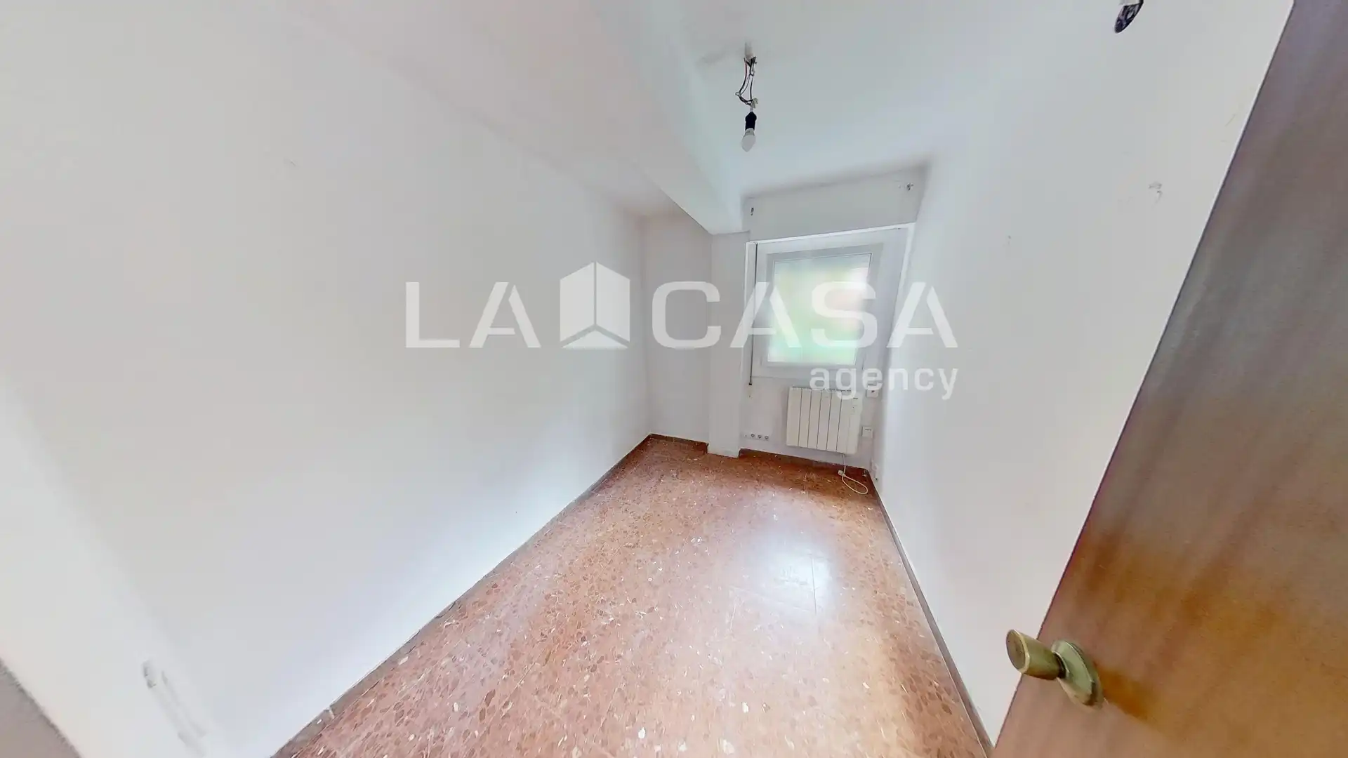 Piso en venta en Barcelona con Trastero y Balcón