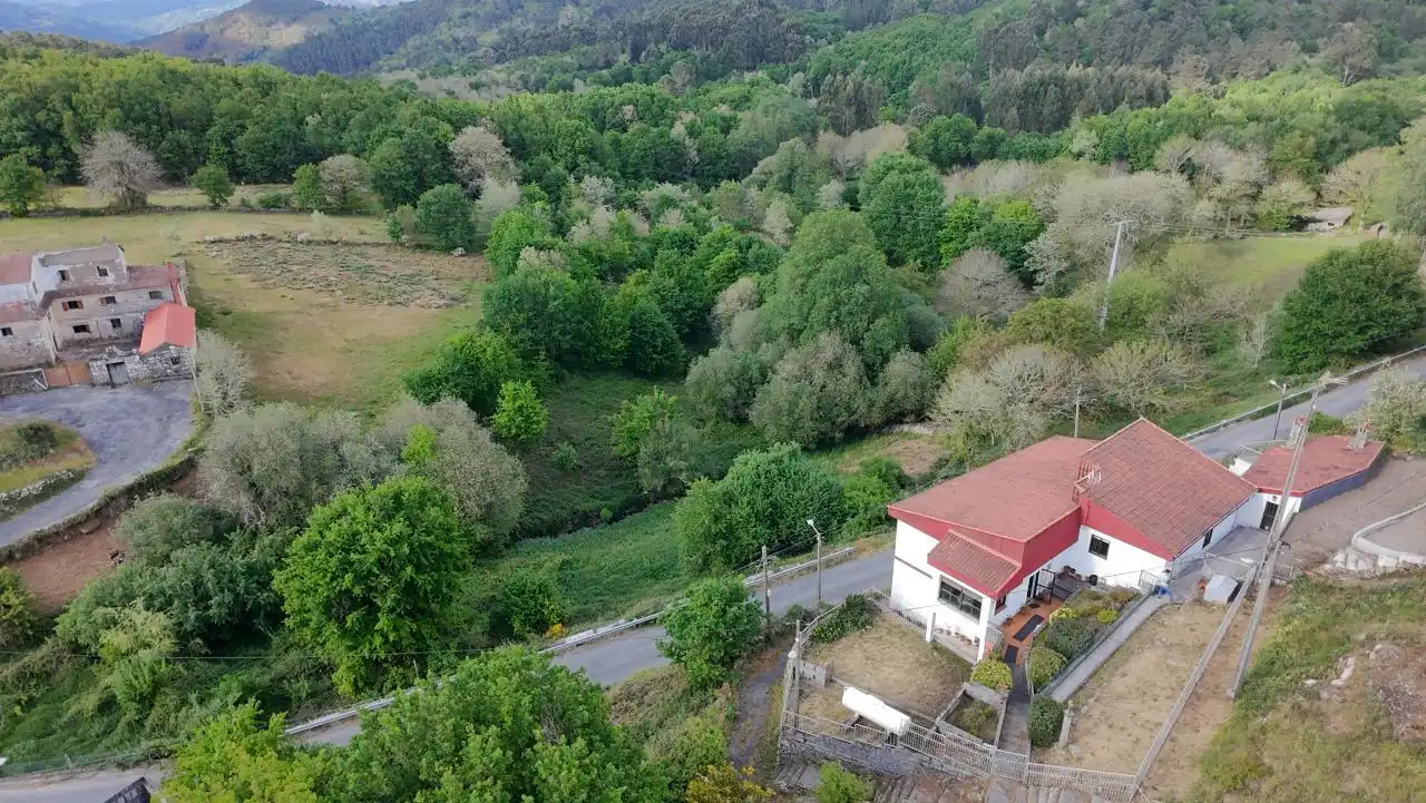 Chalet con jardín en venta en Nogueira de Ramuín, imagen 3