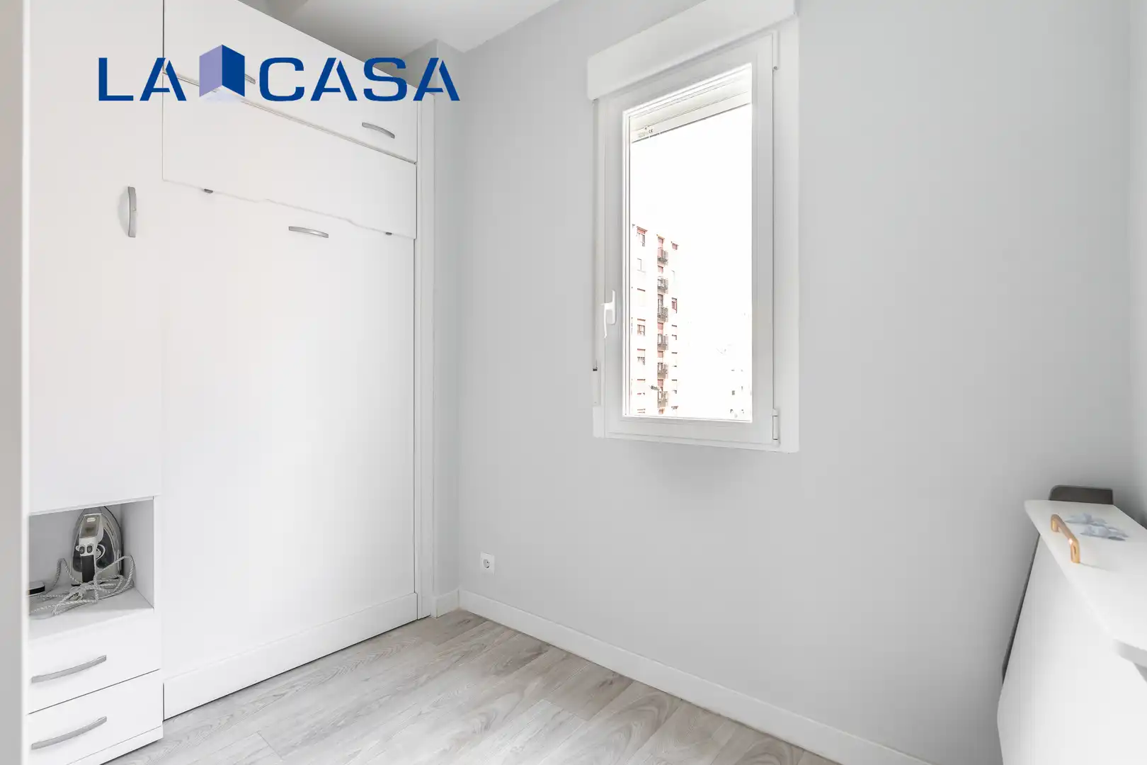 Habitación de Piso en venta en Madrid con Calefacción