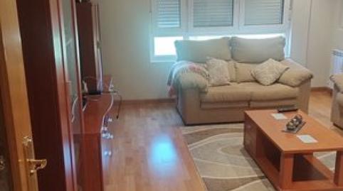 Photo 3 of Flat to rent in Valencia de Don Juan - Calle las Huertas , Villamañán, León