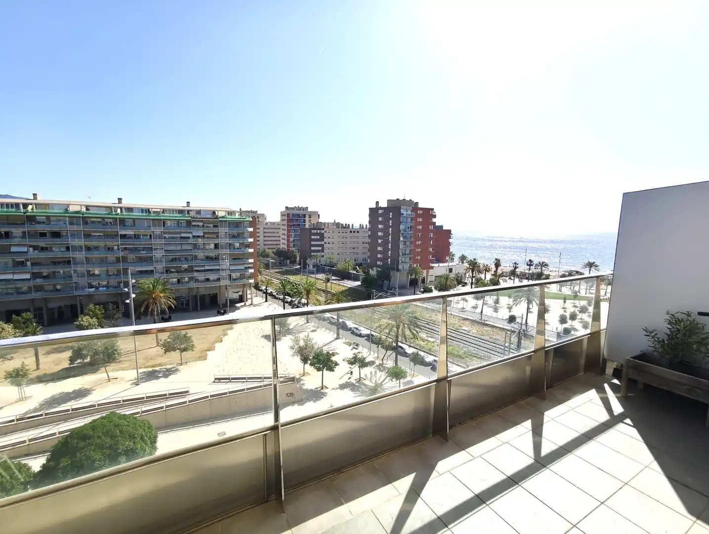 Terrassa de Àtic de lloguer en Badalona amb Aire condicionat, Calefacció i Parquet