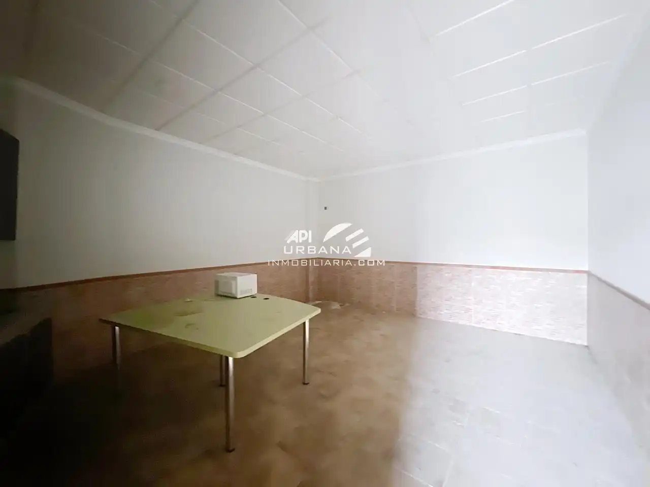 Nave industrial en venta en Las Vegas - Campoaras