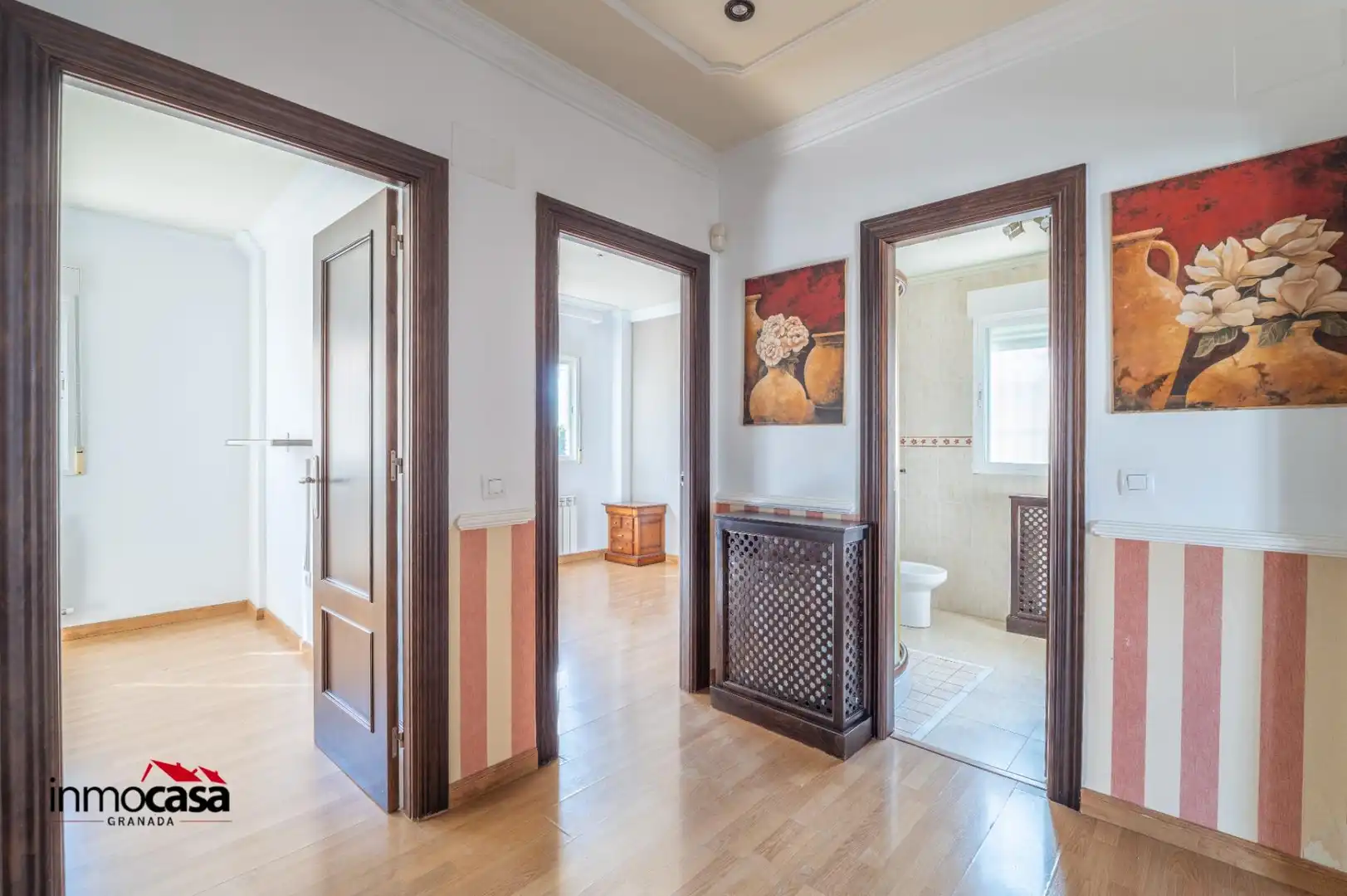 Casa adosada en venta en Ogíjares con Calefacción, Amueblado y Balcón