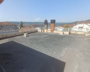 Terrassa de Casa adosada en venda en Ourense Capital  amb Jardí privat