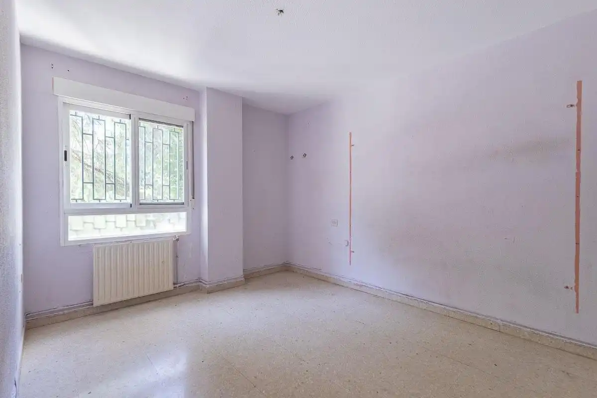 Piso en venta en Camino Bajo de Huétor, 19, Cervantes