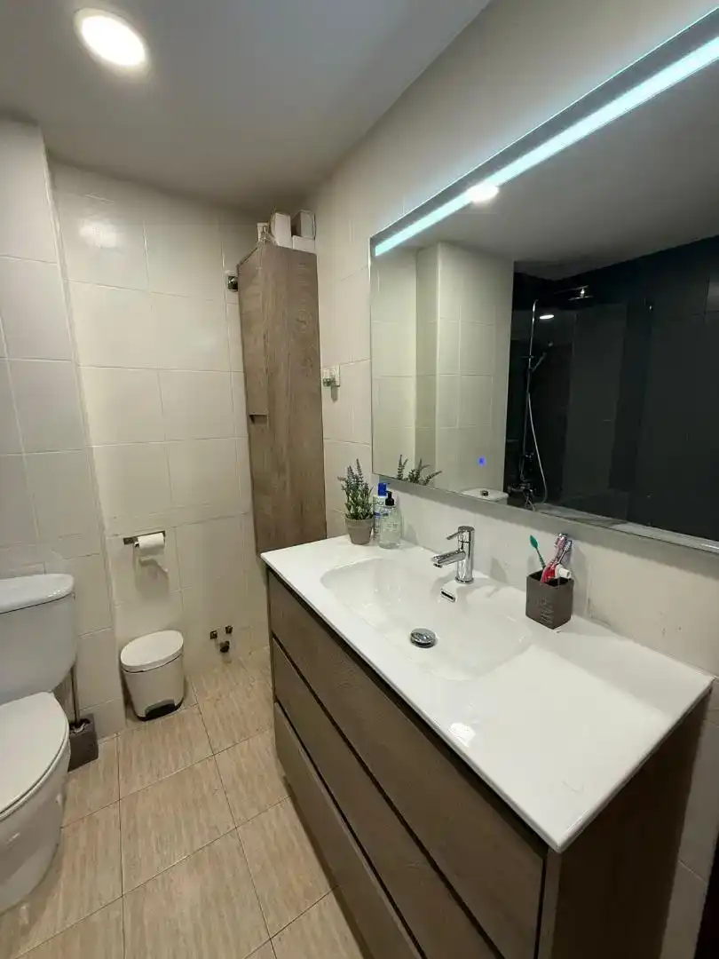 Baño de Piso en venta en Rubí con Piscina