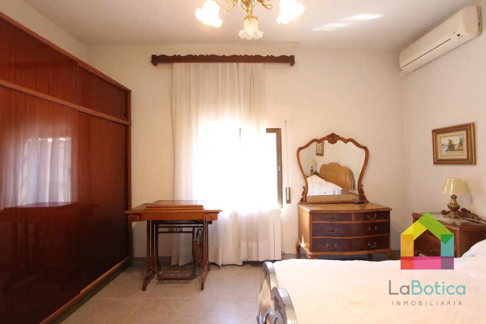 Bedroom of Detached homes for sale in San Martín de Montalbán  with Air Conditioner, Heating and Furnished
