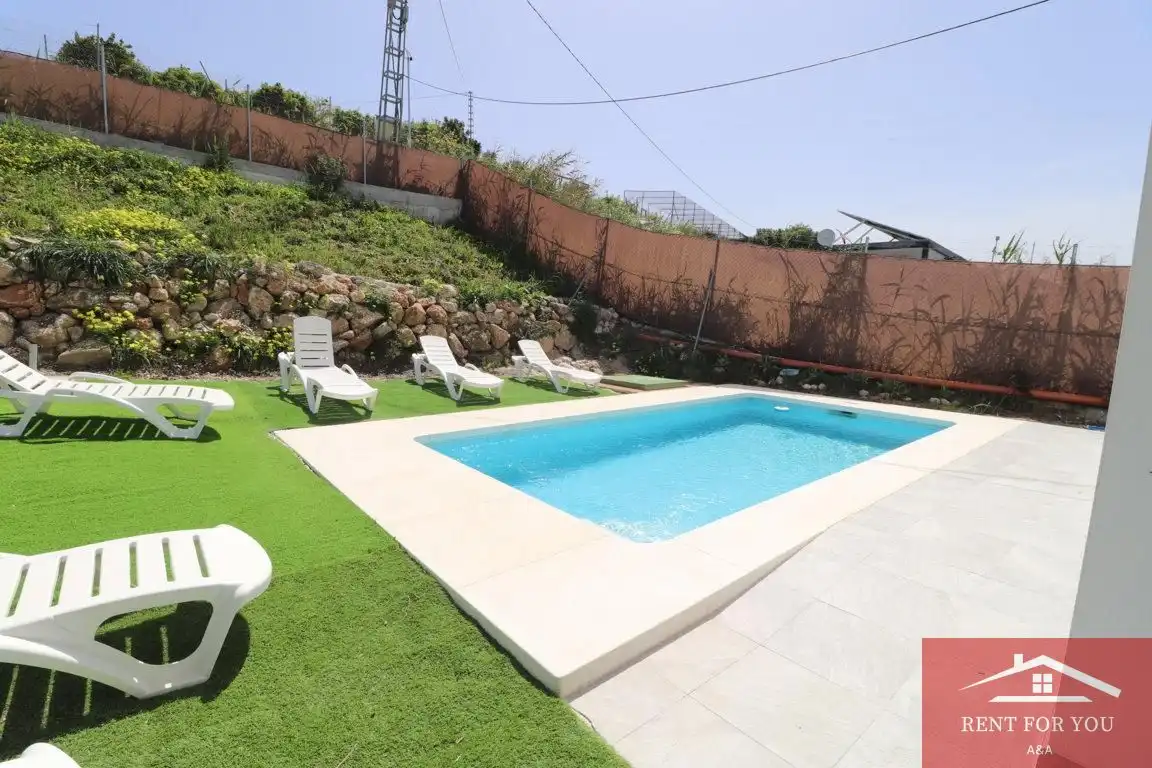 Piscina de Casa o chalet de alquiler en Cártama con Jardín privado, Terraza y Piscina