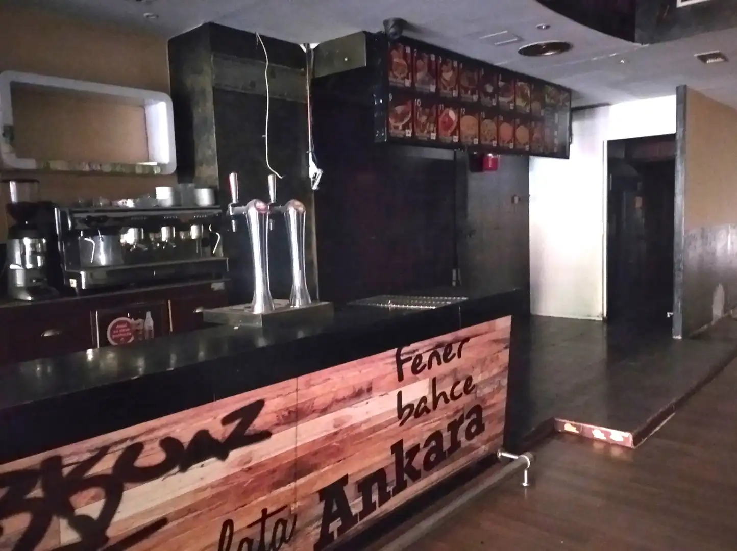 Local comercial en venta en Calle de la Reina Fabiola 37, imagen 8