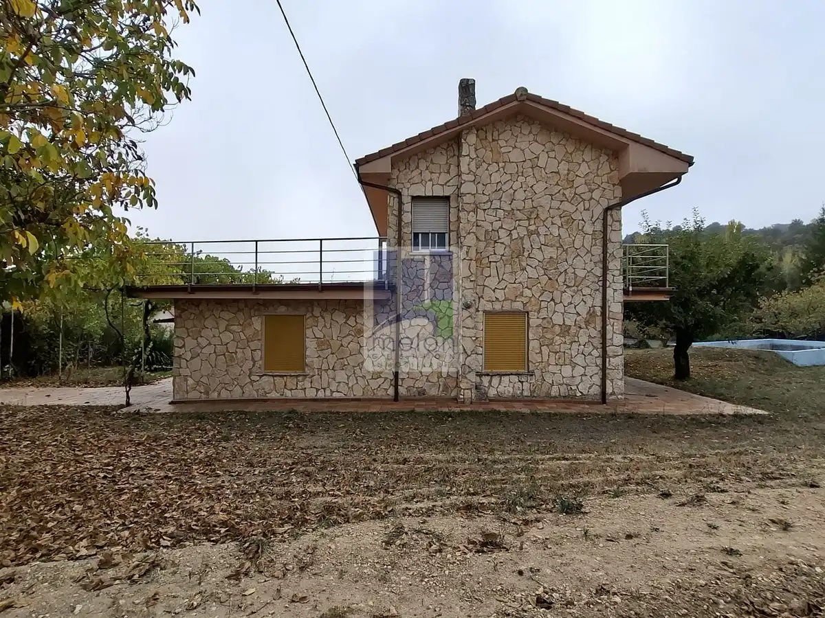 Casa o chalet en venta en VALDENOCEDA, Merindad de Valdivielso