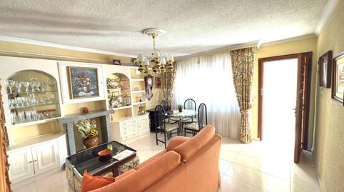 Foto 2 de Casa adosada en venda a Apóstol Santiago, Madrid