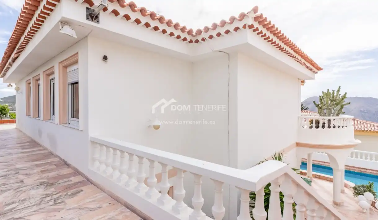 Terraza de Casa o chalet en venta en Arona con Terraza, Piscina y Amueblado