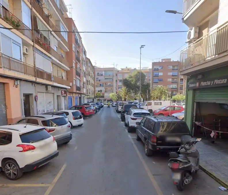 Piso con ascensor en venta en Benemerita guardia Civil