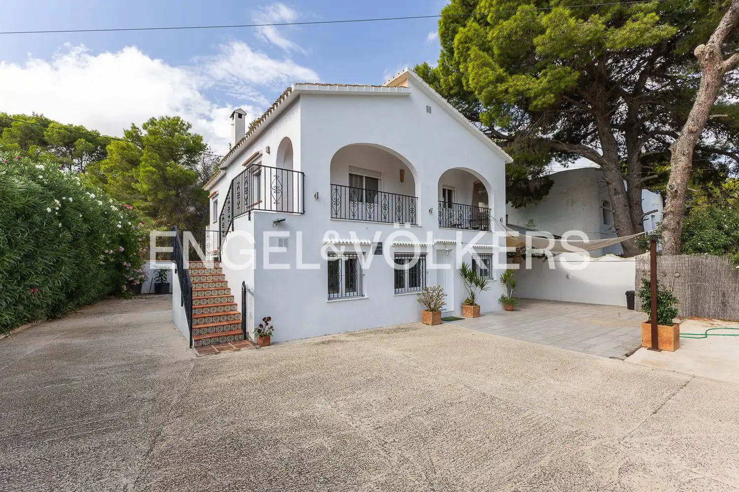 Casa con terraza en venta en Las Rotas / Les Rotes