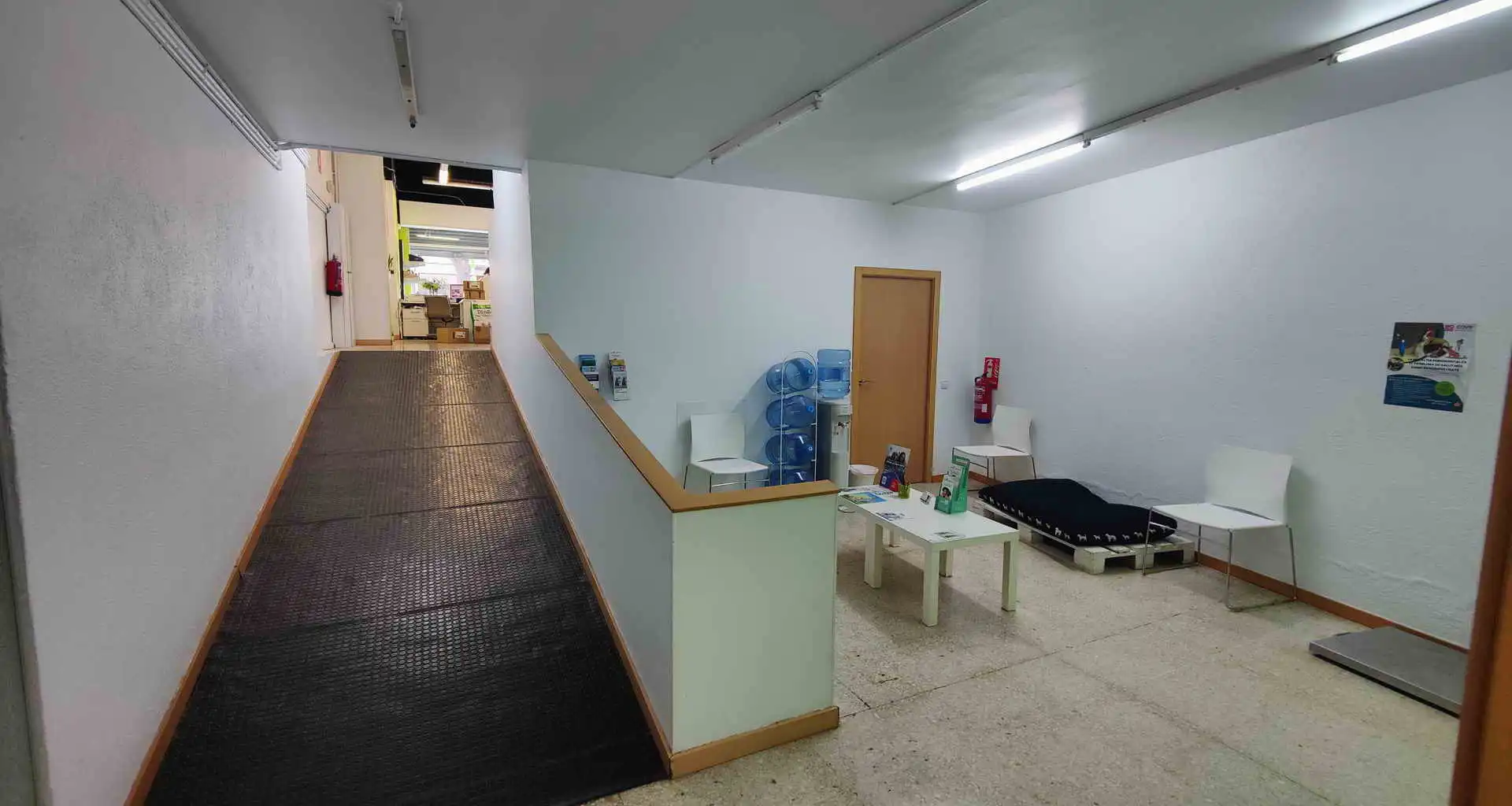 Business premises to rent in Vallirana, imagen 4