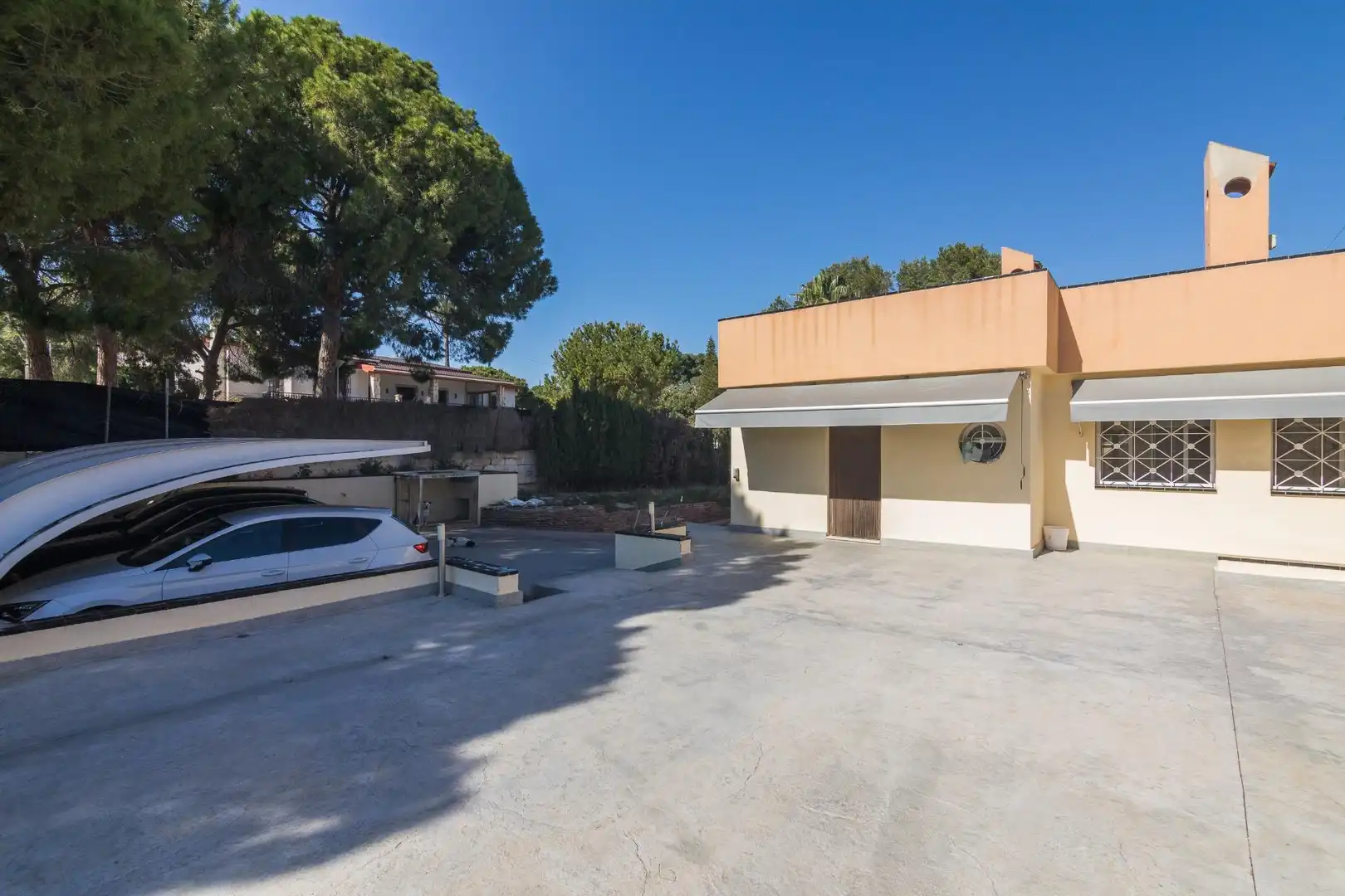 Vista exterior de Casa o chalet en venta en Elche / Elx con Aire acondicionado, Jardín privado y Terraza