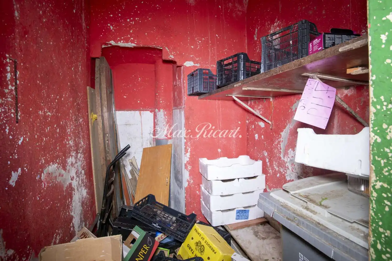 Local en venta en Barcelona con Calefacción y Amueblado
