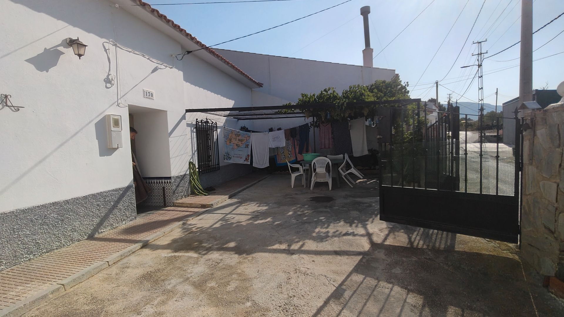 Vista exterior de Casa o xalet en venda en Cúllar amb Moblat