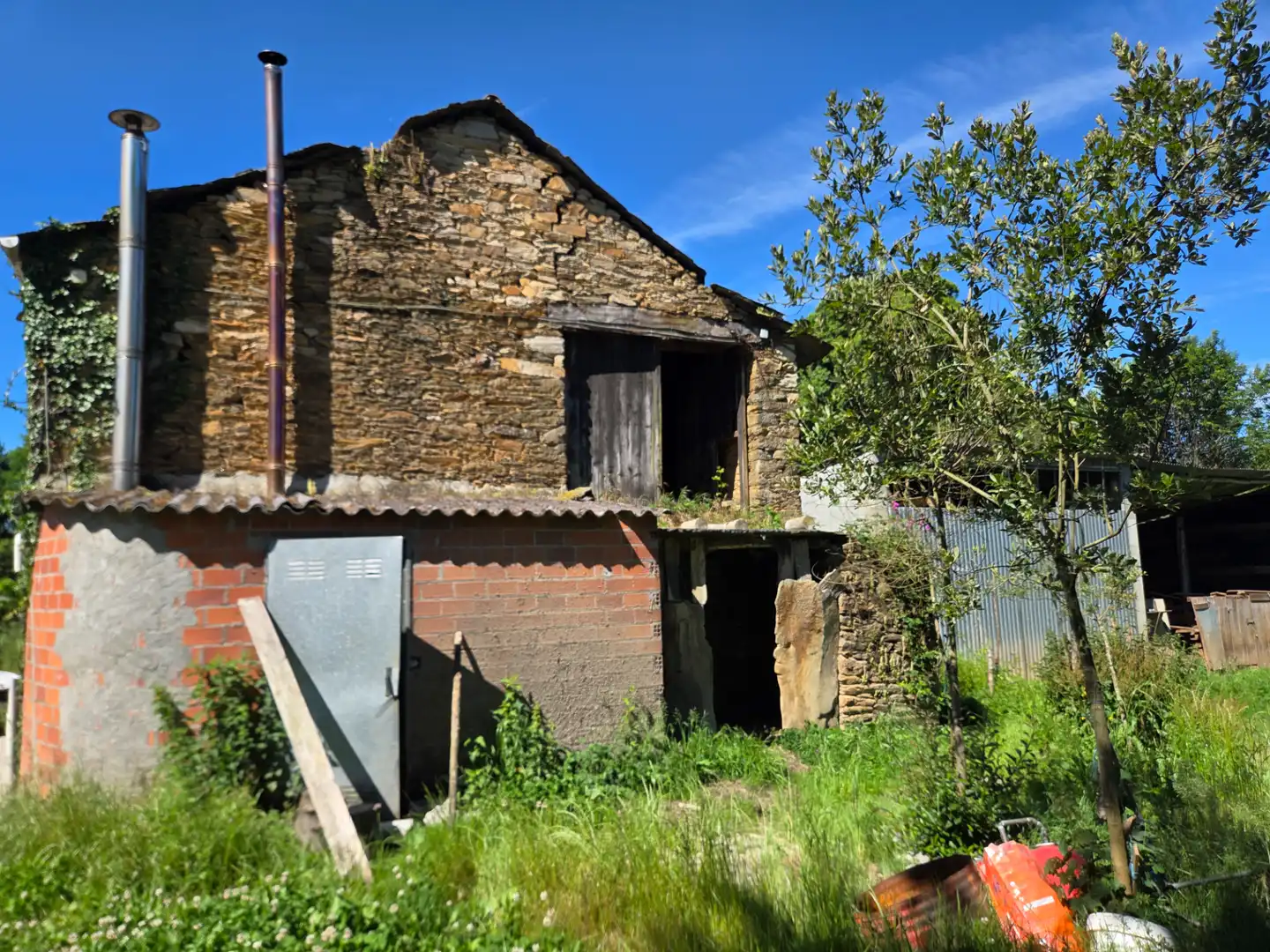 Vista exterior de Casa o xalet en venda en Vilalba amb Jardí privat i Traster