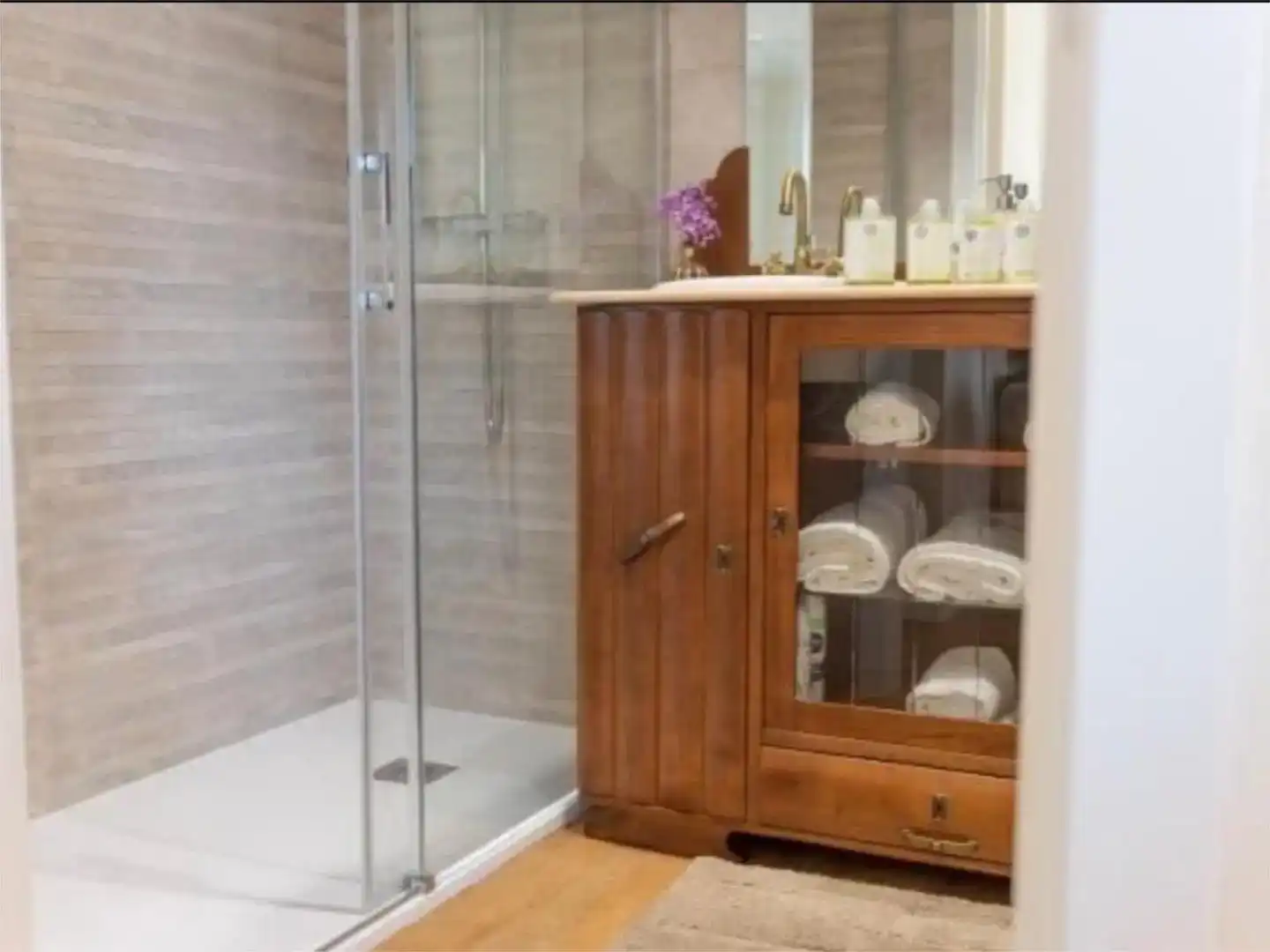 Bathroom of Flat for sale in Ourense Capital   with Air Conditioner and Balcony