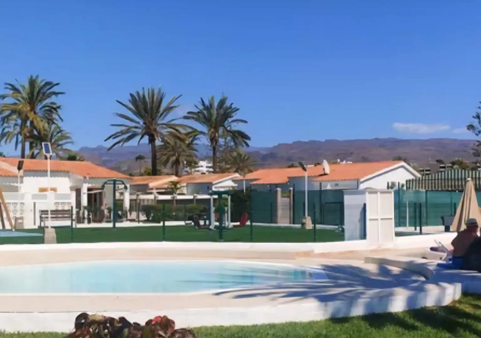 Schwimmbecken von Haus oder Chalet zum Verkauf in San Bartolomé de Tirajana mit Privatgarten, Terrasse und Möbliert