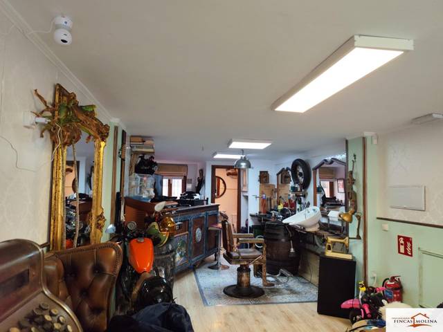 Local comercial en Alquiler en Can Pastilla