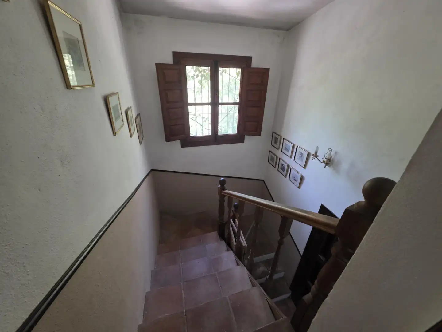 Finca rústica en venta en Guaro con Aire acondicionado, Jardín privado y Terraza