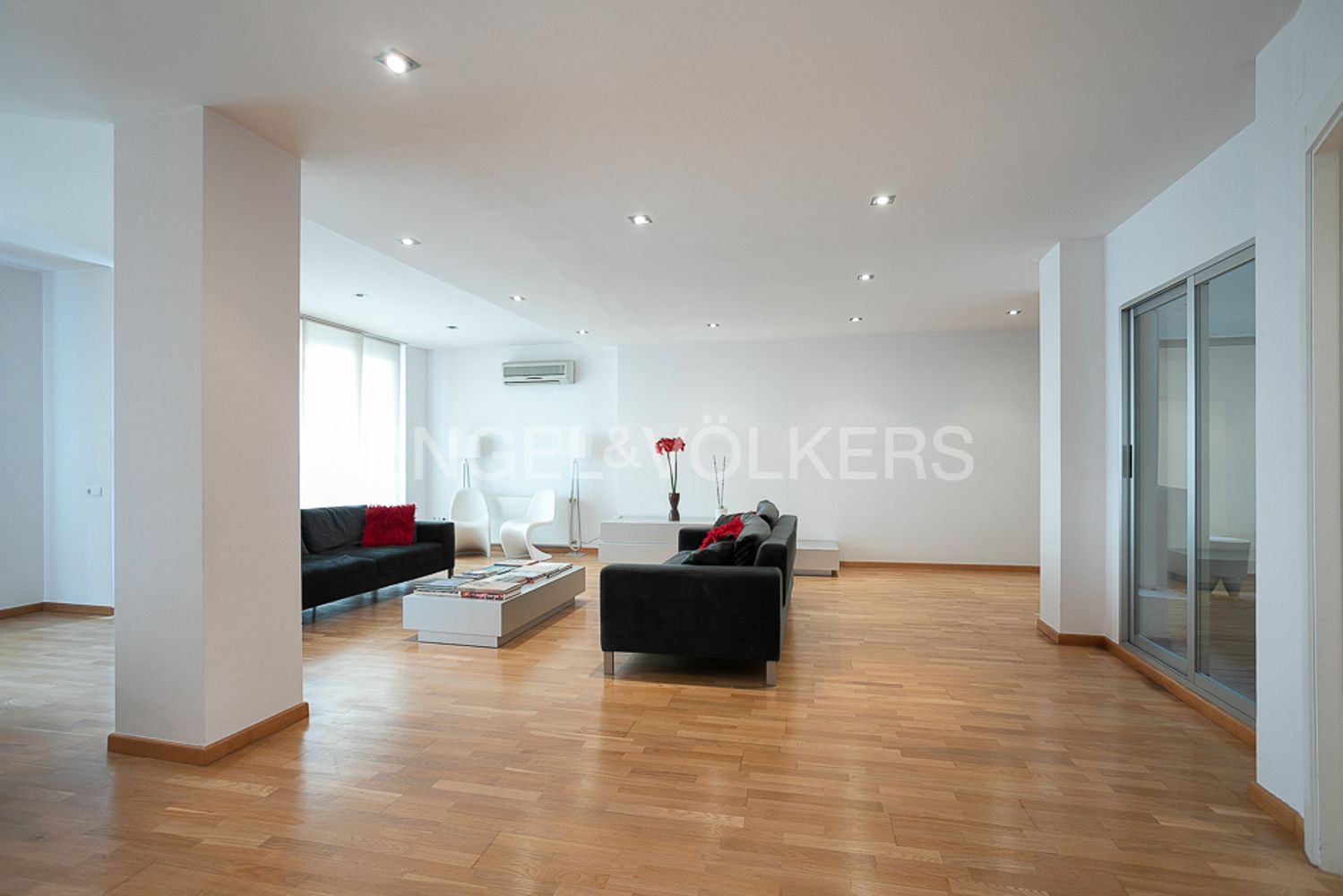 Sala d'estar de Pis en venda en  Valencia Capital amb Aire condicionat, Calefacció i Parquet