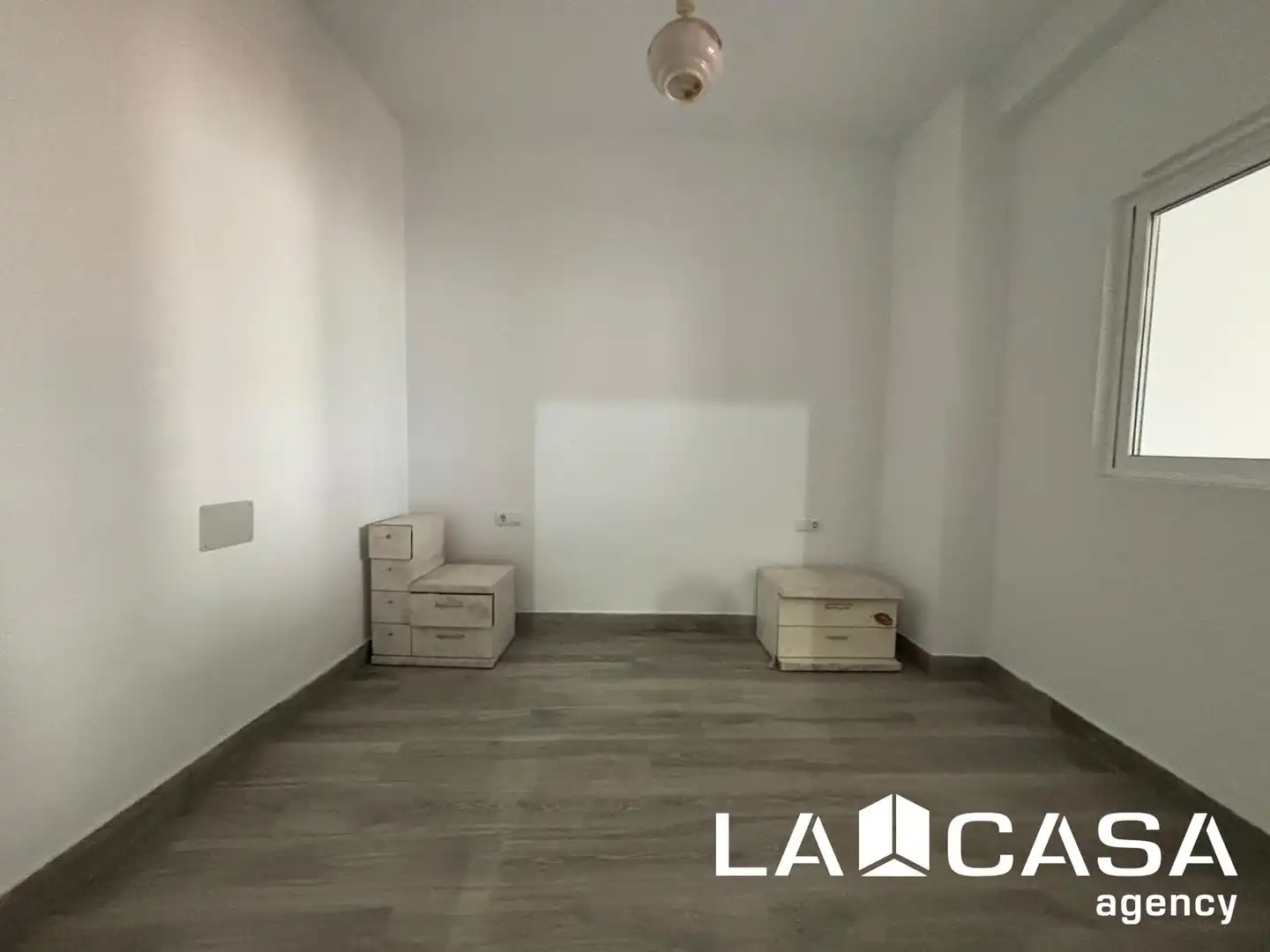 Dormitori de Casa o xalet en venda en Dos Hermanas