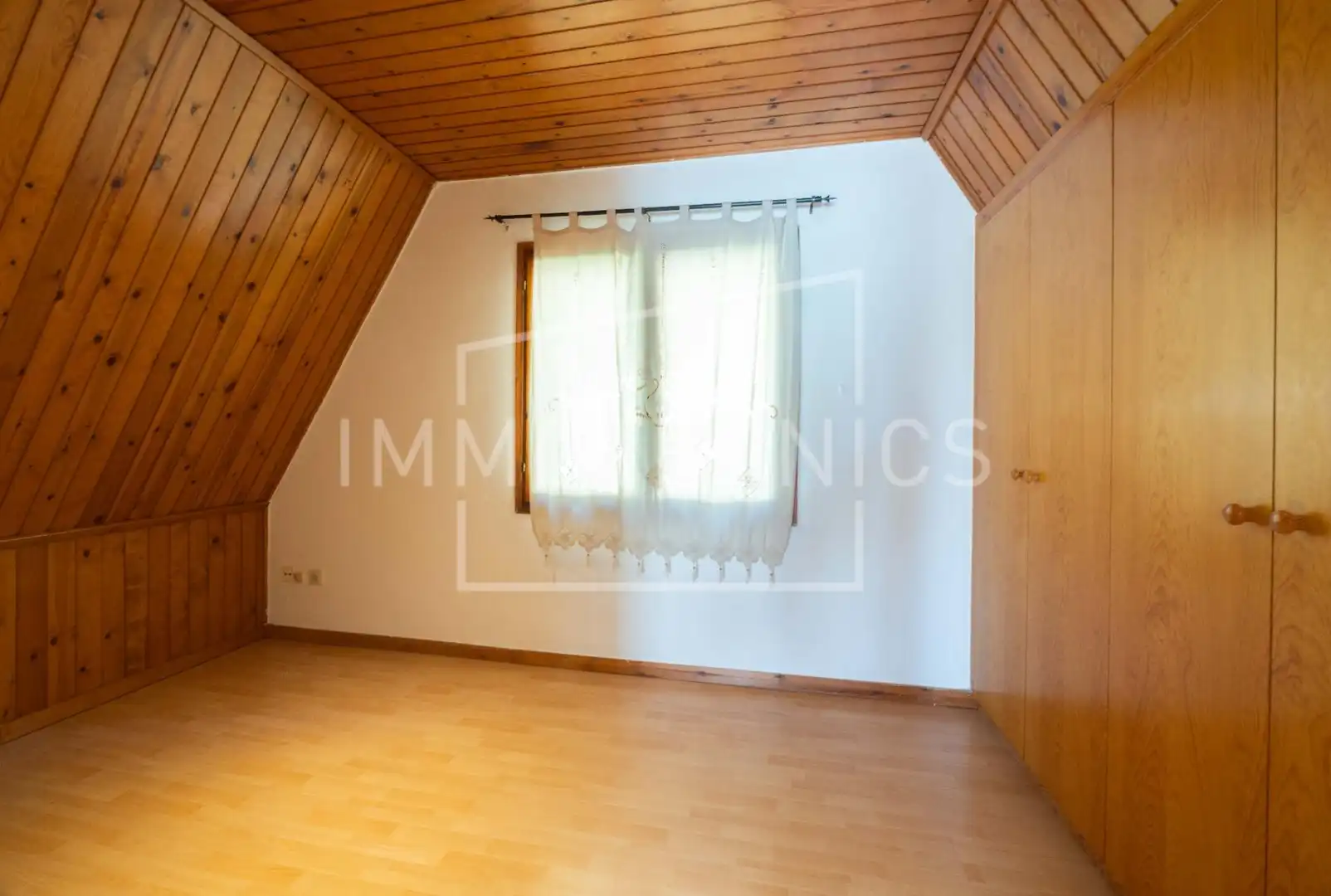 Bedroom of Houses for sale in Sant Cebrià de Vallalta