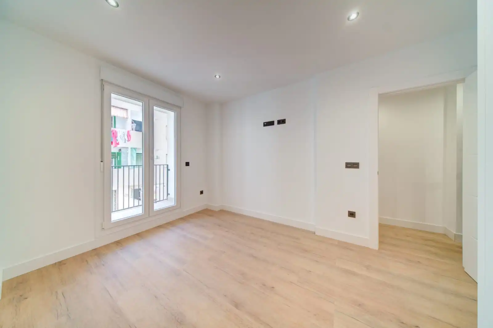 Flat with terrace for sale in Calle de las Delicias 15, imagen 13