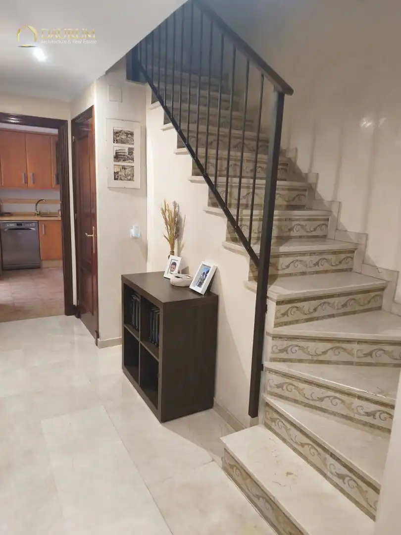 Detached homes for sale in Alcalá de Guadaira  with Air Conditioner, Heating and Terrace