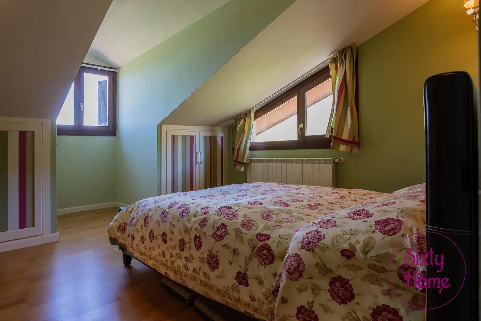 Habitación de Casa o chalet en venta en Jaca con Calefacción, Jardín privado y Parquet