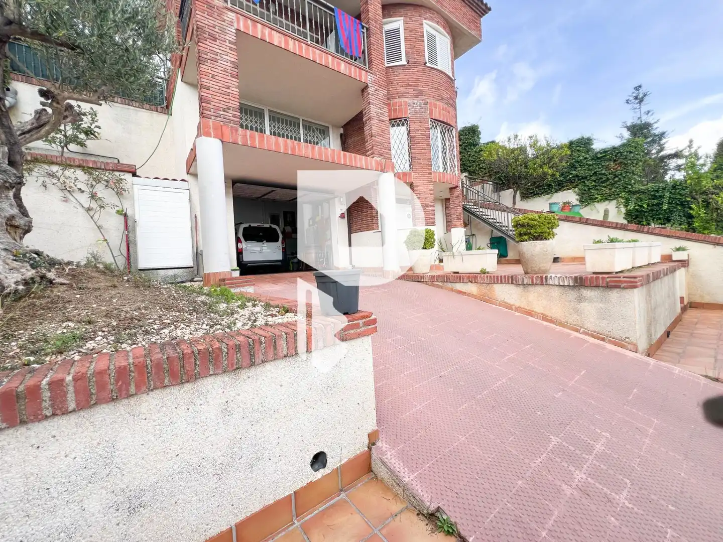 Exterior view of Houses for sale in Corbera de Llobregat  with Air Conditioner, Terrace and Storage room