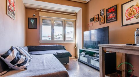 Foto 2 de Piso en venta en Cl Brasil, 19, La Calzada, Gijón