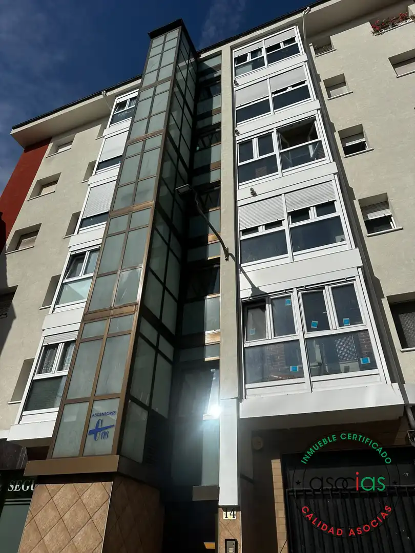 Pis amb ascensor en venda a Gijón - CL ALAMEDA DE JOVE 14
