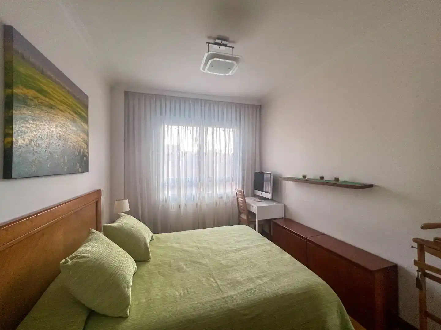 Schlafzimmer von Wohnung zum Verkauf in  Madrid Capital mit Klimaanlage und Schwimmbad