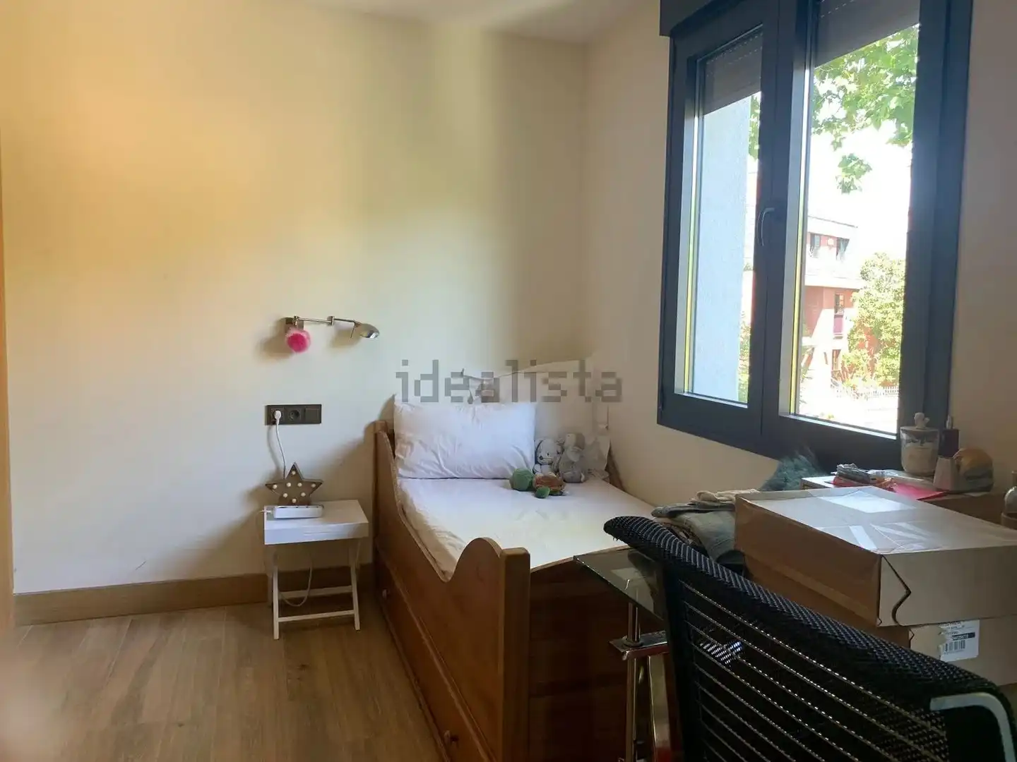 Dormitori de Casa o xalet de lloguer en Madrid amb Aire condicionat, Calefacció i Jardí privat