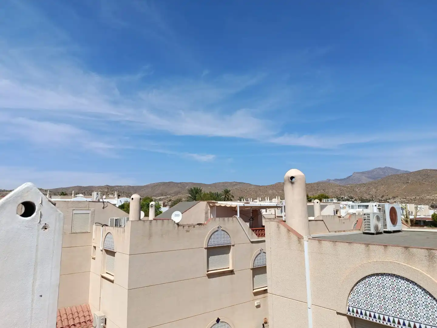 Vista exterior de Casa o xalet en venda en Pueblo Español - Coveta Fumá