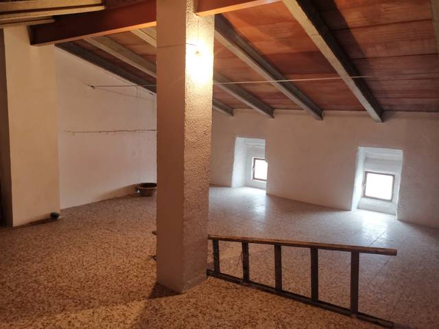 Casa-chalet en Venta en Jabalquinto