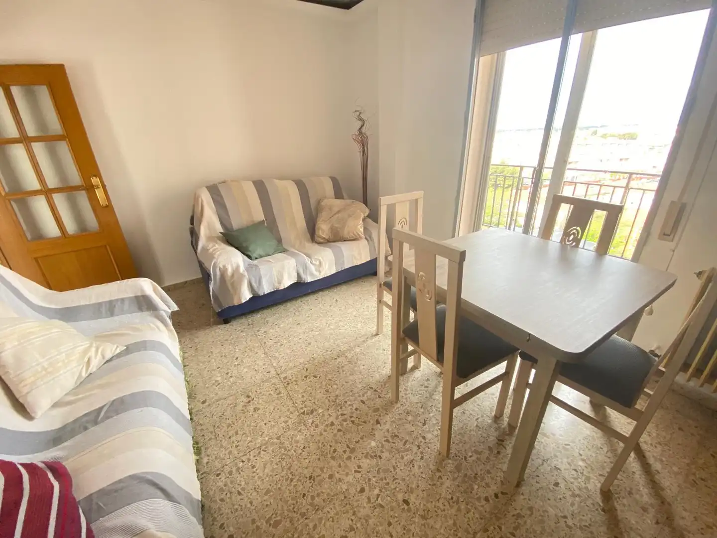Wohnung zur Miete in Calle Doctor García Reyes, Parque Sur