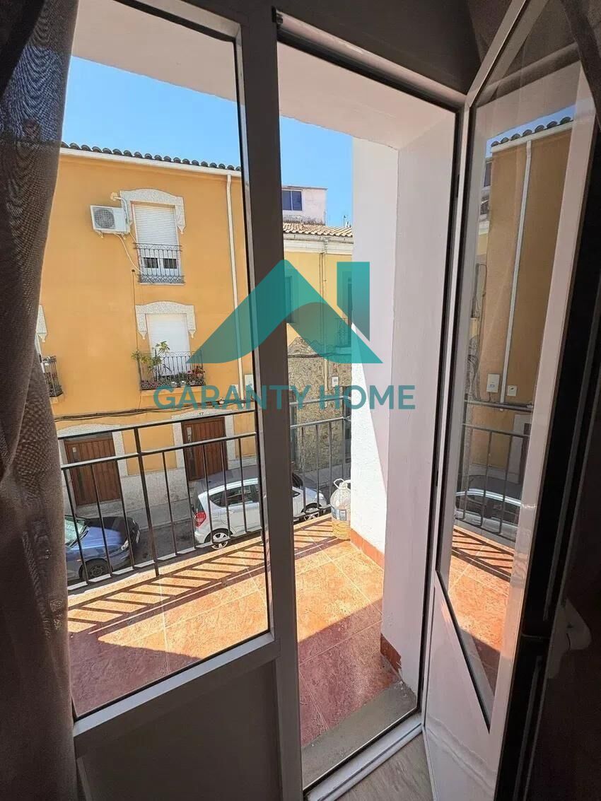 Exterior view of Flat for sale in Cáceres Capital  with Air Conditioner, Terrace and Furnished