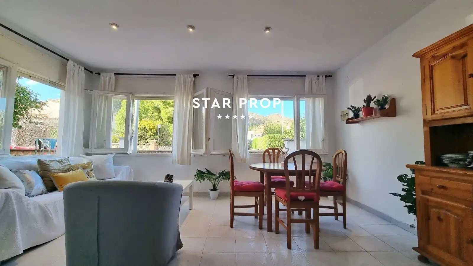 Living room of Flat for sale in Colera  with Terrace, Furnished and Oven