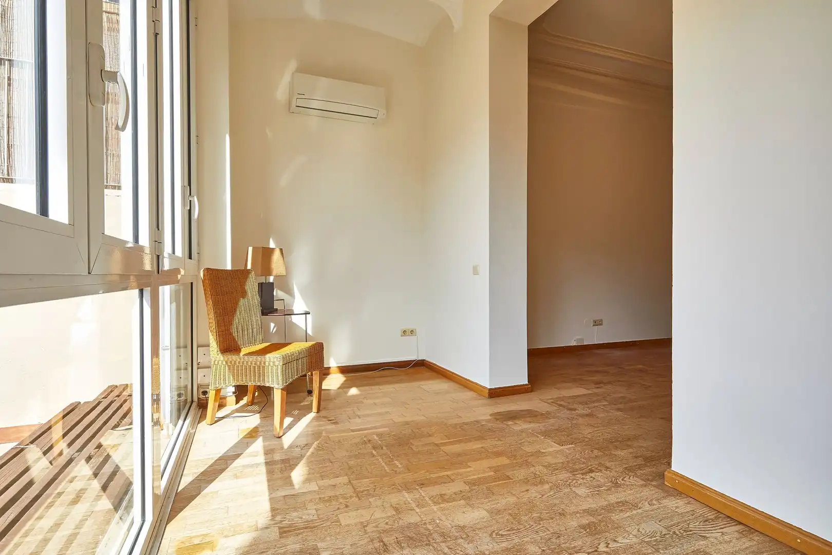 Apartments for sale in Barcelona  with Air Conditioner, Terrace and Balcony