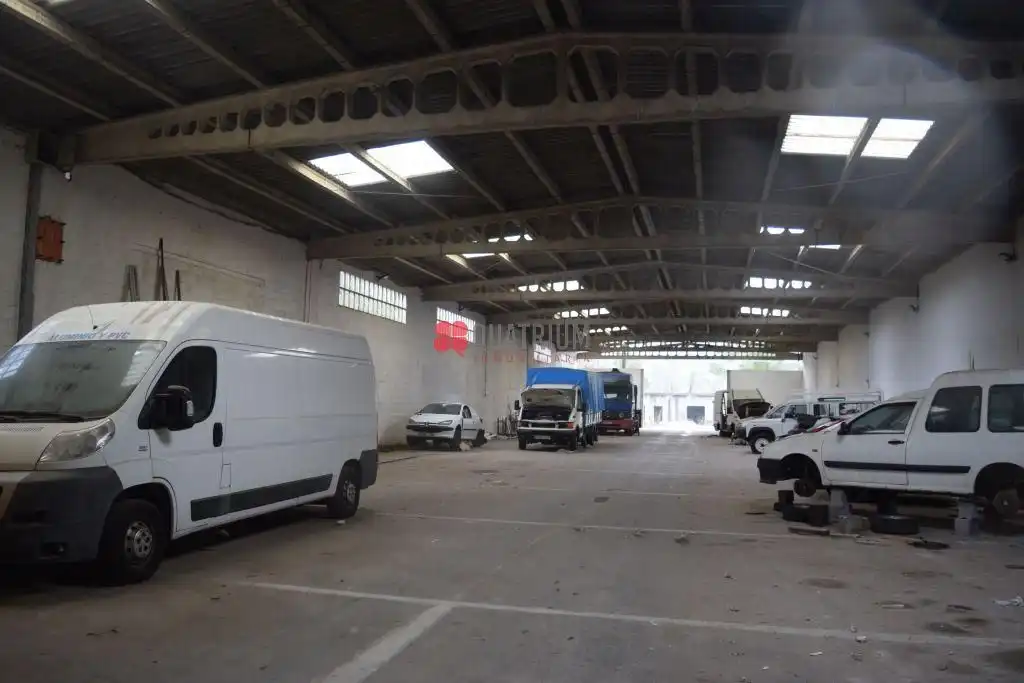 Parking of Industrial buildings for sale in Vimianzo