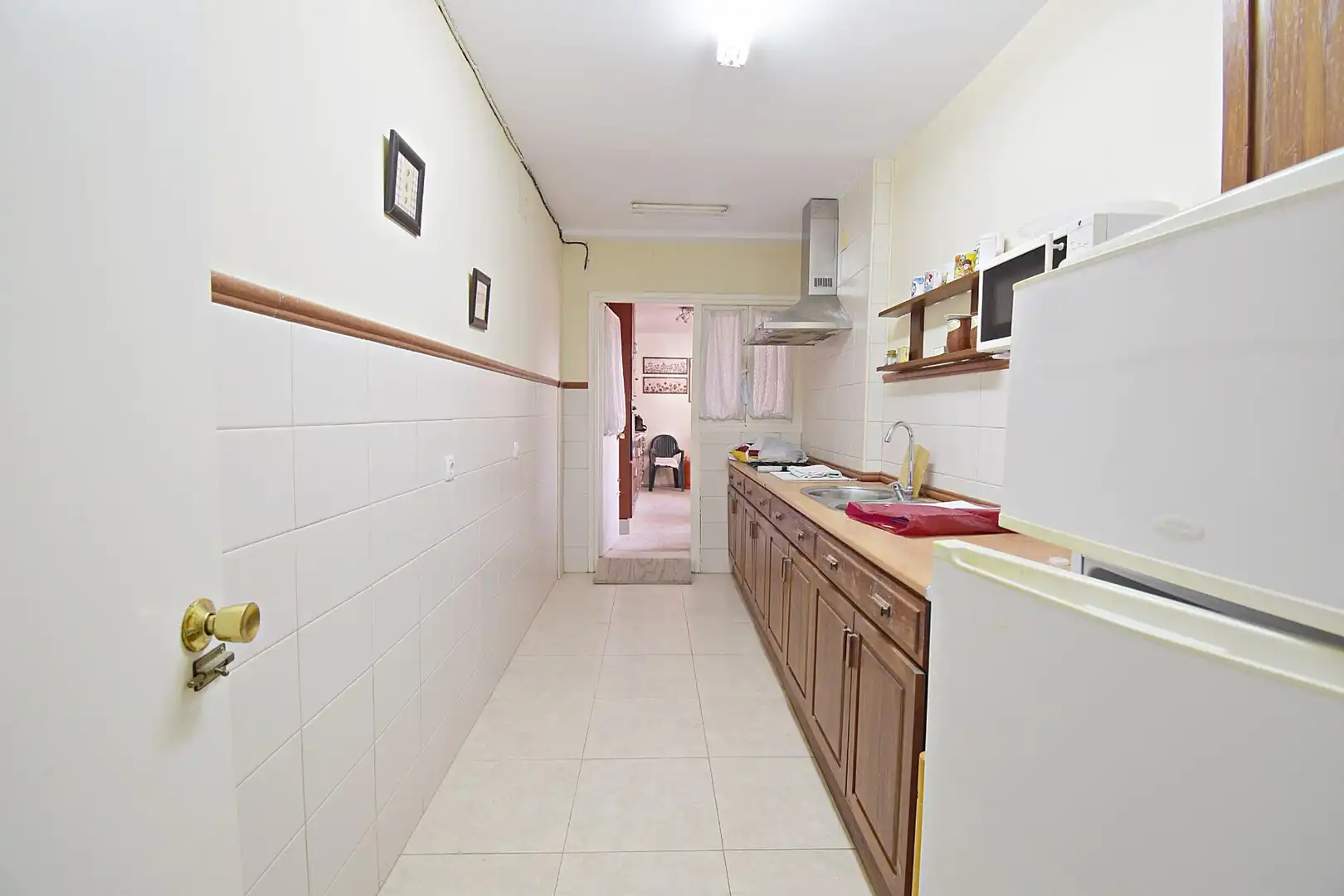 Kitchen of Flat for sale in Sanlúcar de Barrameda  with Storage room and Furnished