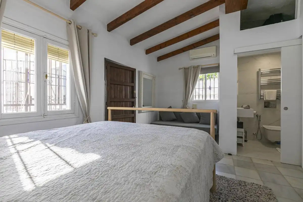 Chalet con piscina en venta en Avenida Pablo Ruiz Picasso, imagen 11