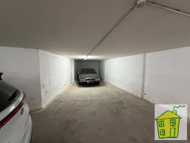 Garaje en Venta en Calle Veintidós de Julio en Andújar