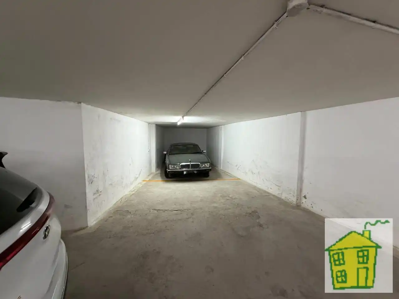 Aparcament amb ascensor en venda a Calle Veintidós de Julio